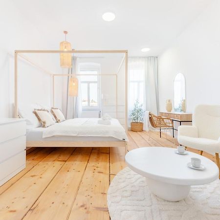 Gran.Suite - Central Station Sankt Poelten Ngoại thất bức ảnh